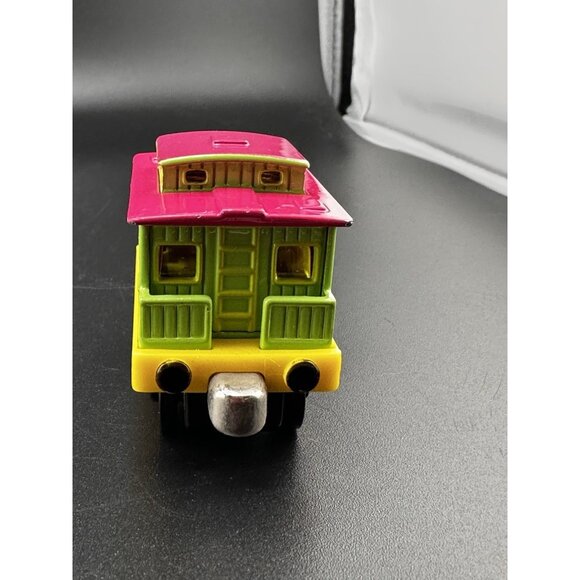 Thomas & Friends Take n Play 2002 Easter Caboose Vtg Magnetic Diecast Gullane - Picture 3 of 14